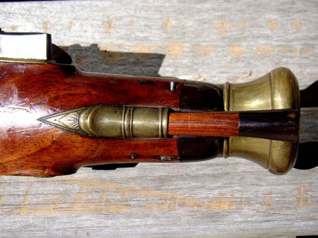 A beautiful 18th century Naval officers' flintlock brass barreled blunderbuss pistol with snap bayonet by James Daniel of Birmingham circa 1780-1790. — image 4